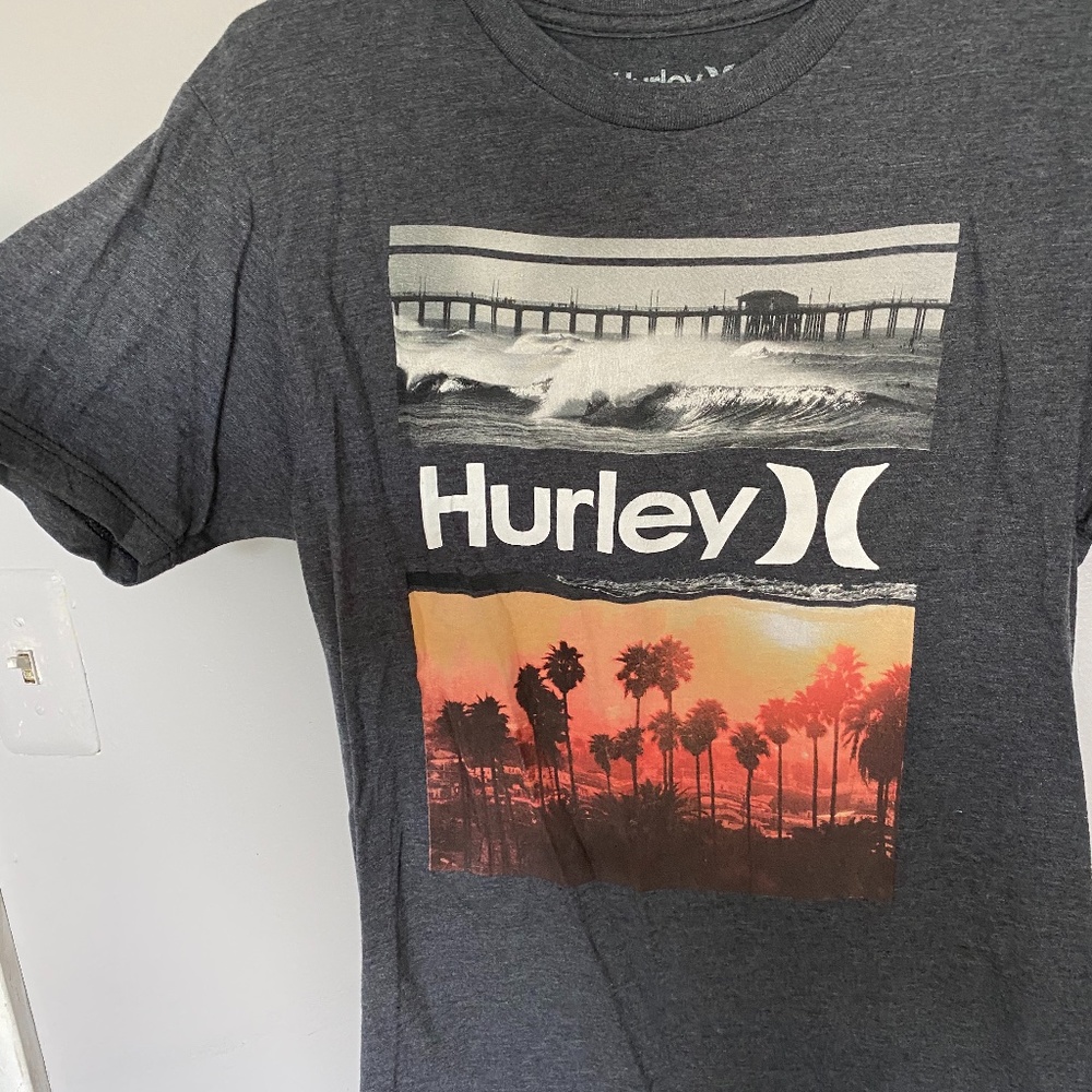 Hurley mens tshirt